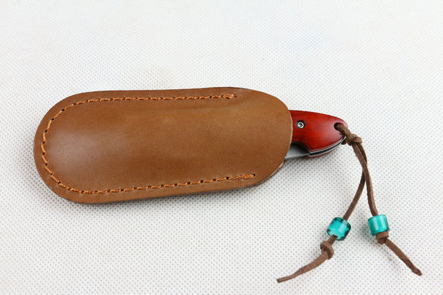 Damascus Red Tan chariot folding knife UD402204